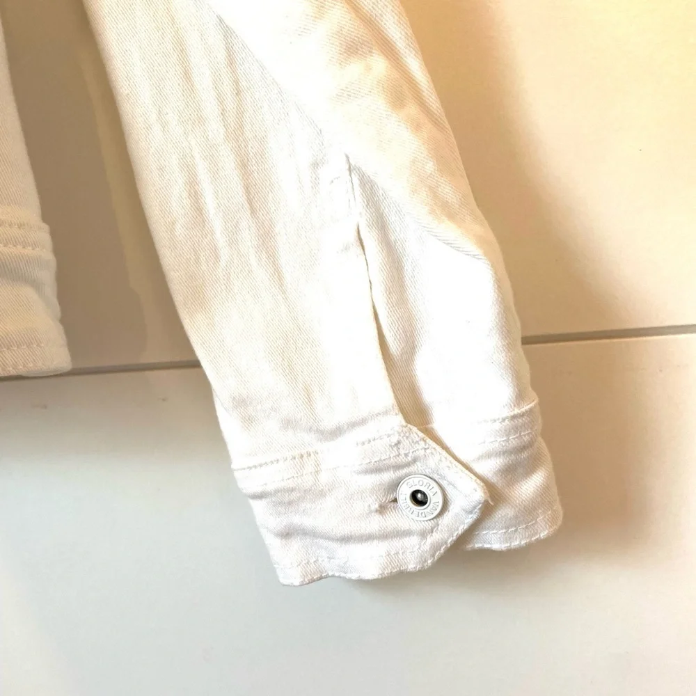 Gloria Vanderbilt Vintage White Jean Jacket size M